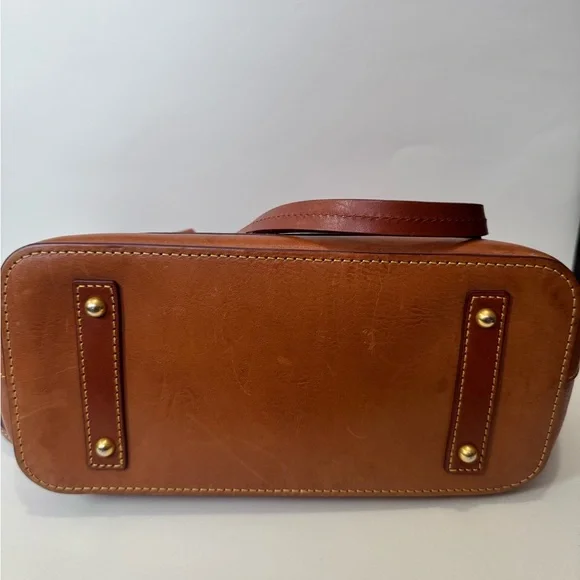 ✨ Dooney & Bourke Small Gretchen Tote in Natural/Tan ✨ - Picture 7 of 12